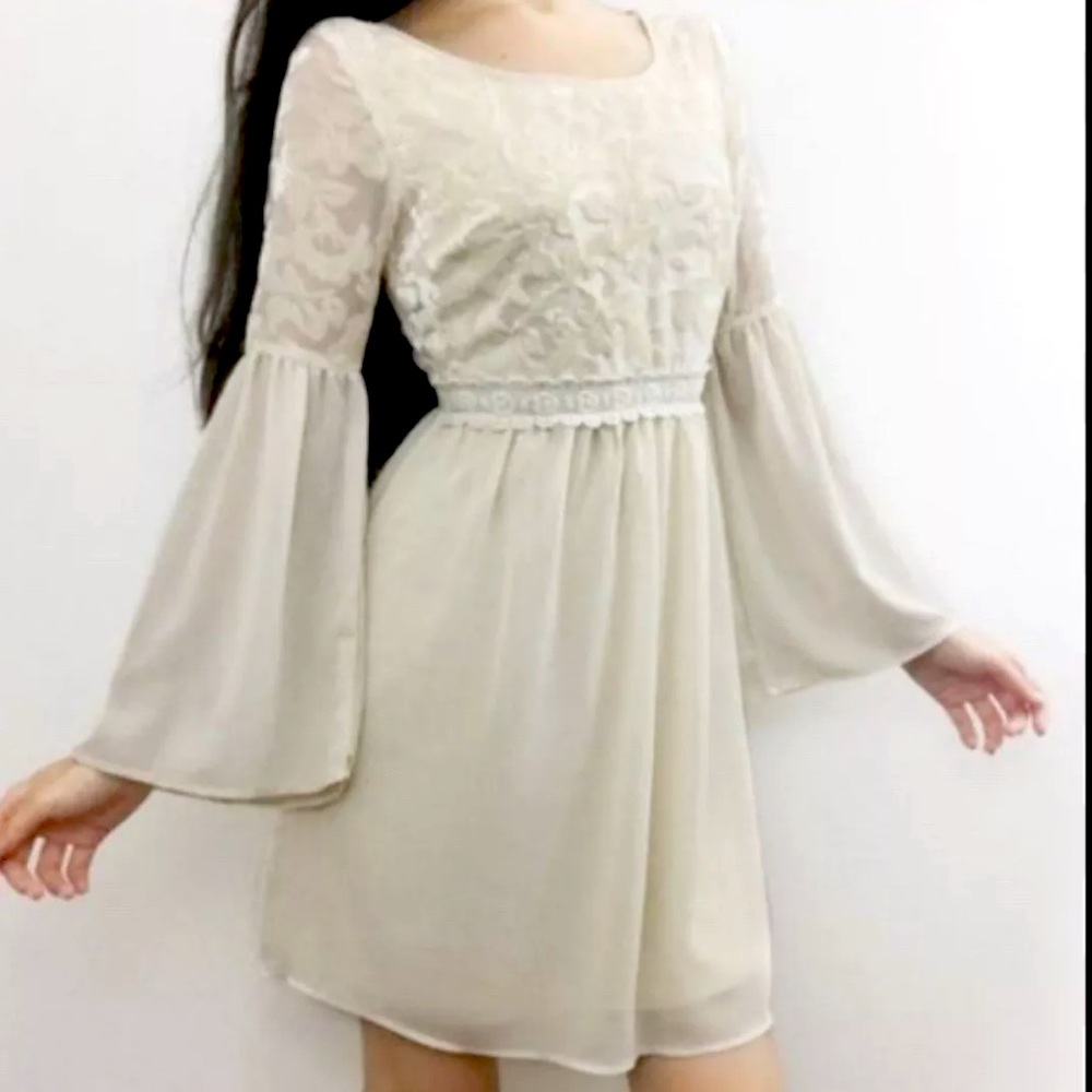 Flying Tomatoes Cream Floral Boho Dress